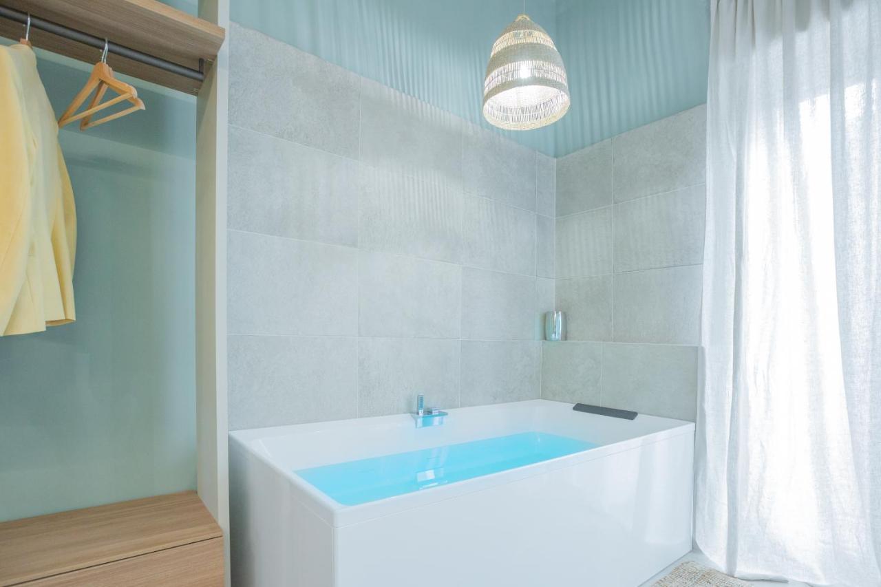 Filia Solis - Old Town Suites & Spa Μπρίντιζι Εξωτερικό φωτογραφία